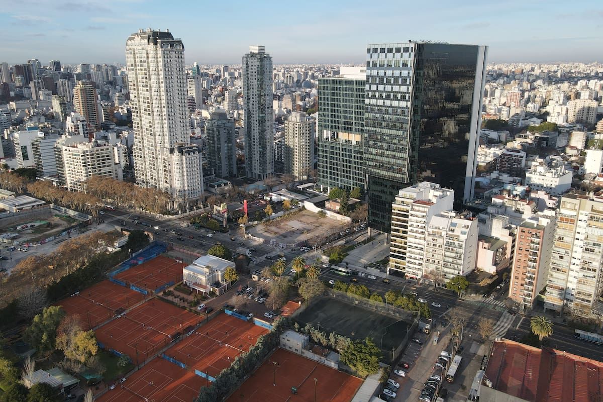 Más caro que Palermo. El barrio que sorprende: alquilar un departamento de dos ambientes ya cuesta casi $1.000.000 por mes